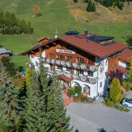 Hotel Winklerhof Holzgau Extérieur photo