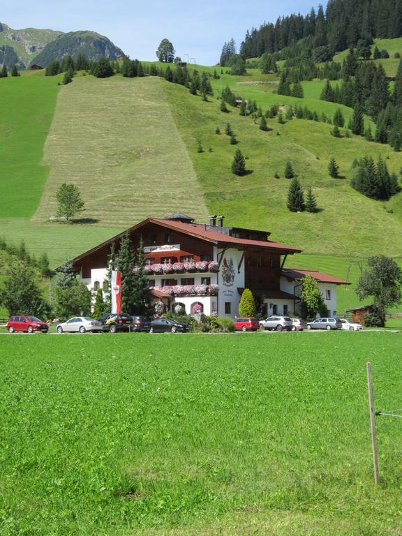 Hotel Winklerhof Holzgau Extérieur photo