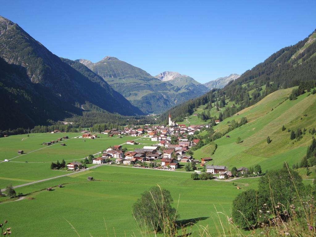 Hotel Winklerhof Holzgau Extérieur photo